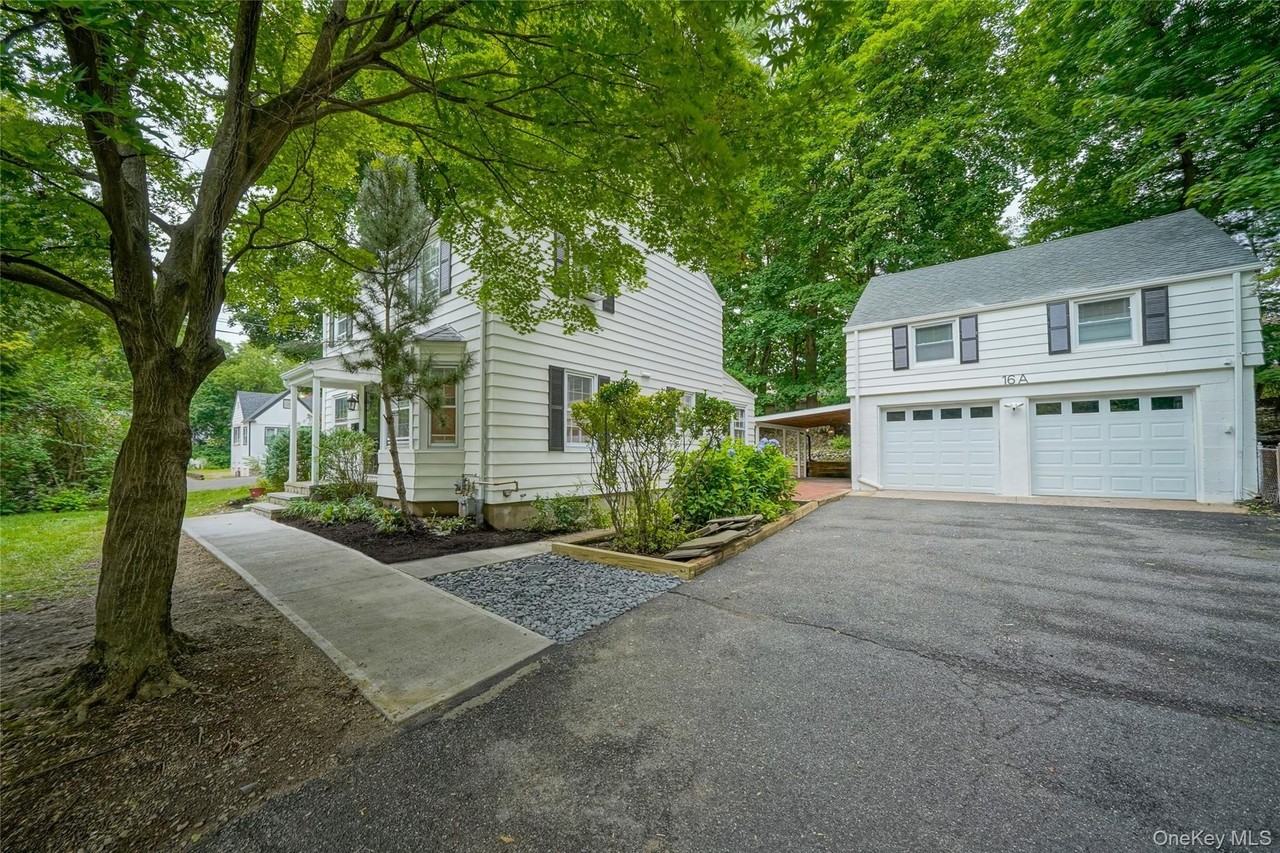 16 Brook St - Photo 7 of 50