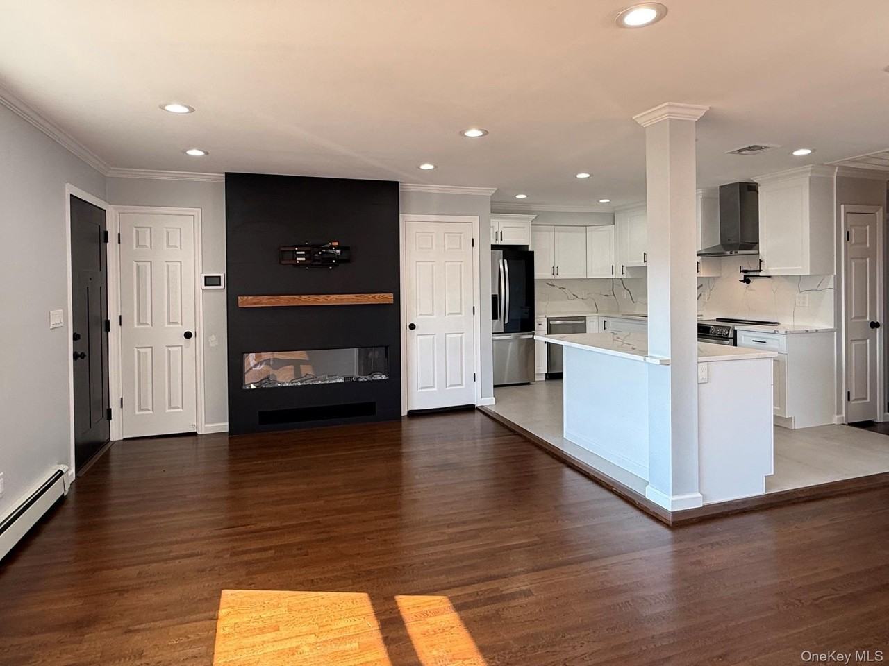 15 W Walnut St - Photo 2 of 16