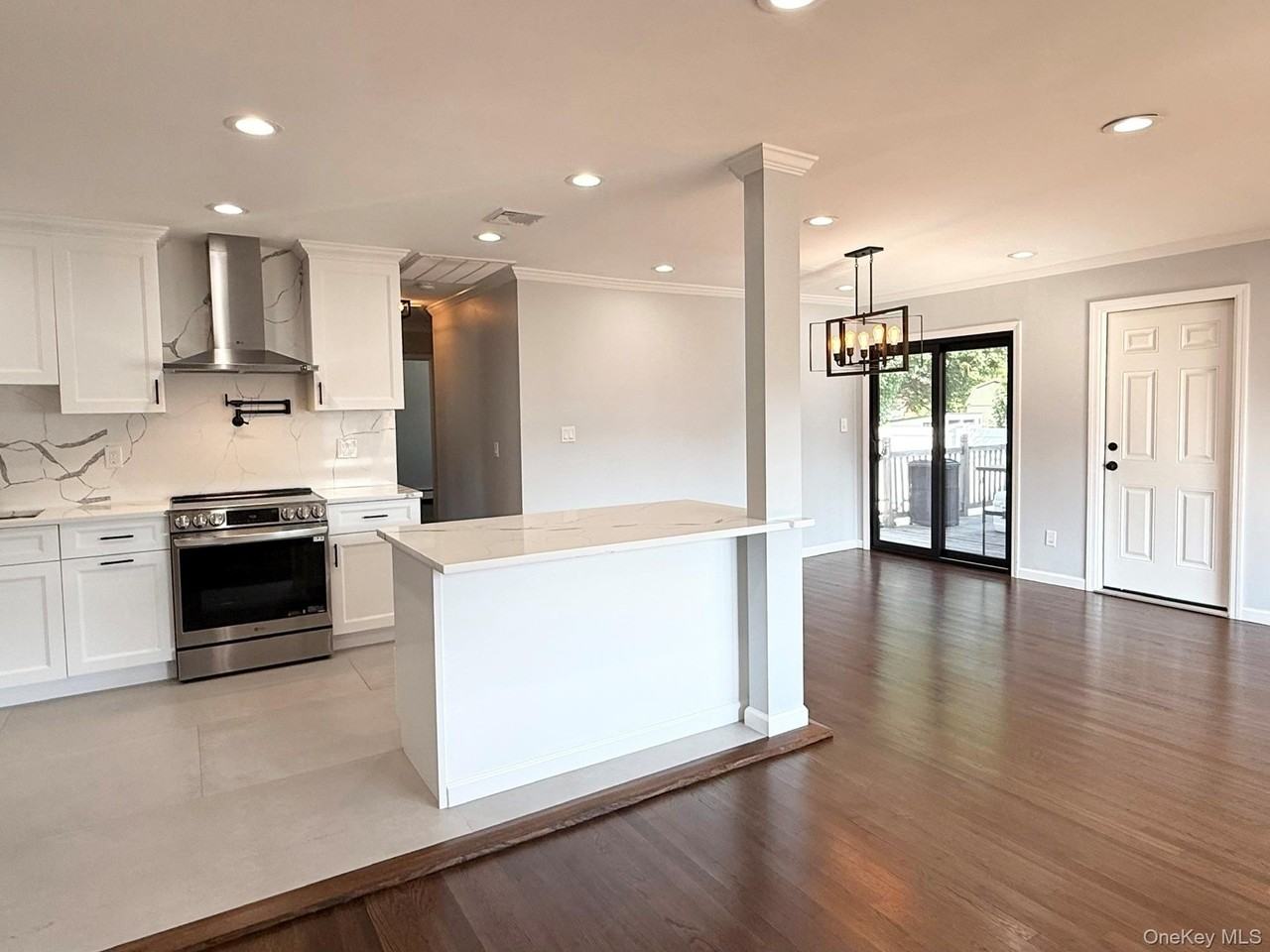 15 W Walnut St - Photo 4 of 16