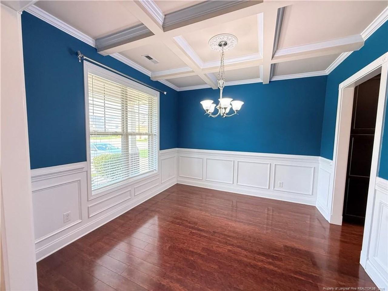 1705 Bluffside Dr - Photo 4 of 26