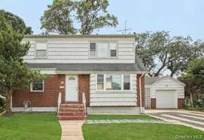 featured image of 66 Elm St