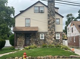 featured image of 221 Grand Ave