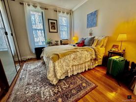 325 E 90th St #3RE - Photo 1 of 1