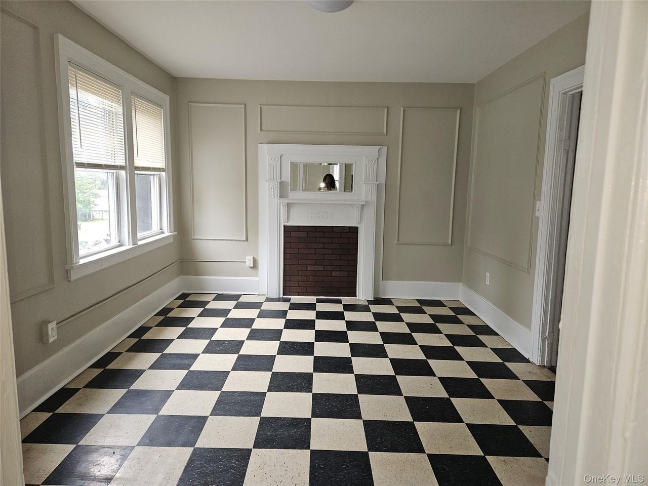 103 Wickham Ave #3 - Photo 3 of 17