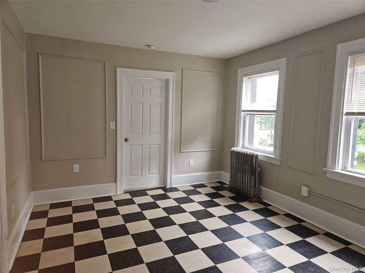 103 Wickham Ave #3 - Photo 5 of 17
