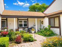 506 Alden Ct N - Photo 1 of 1