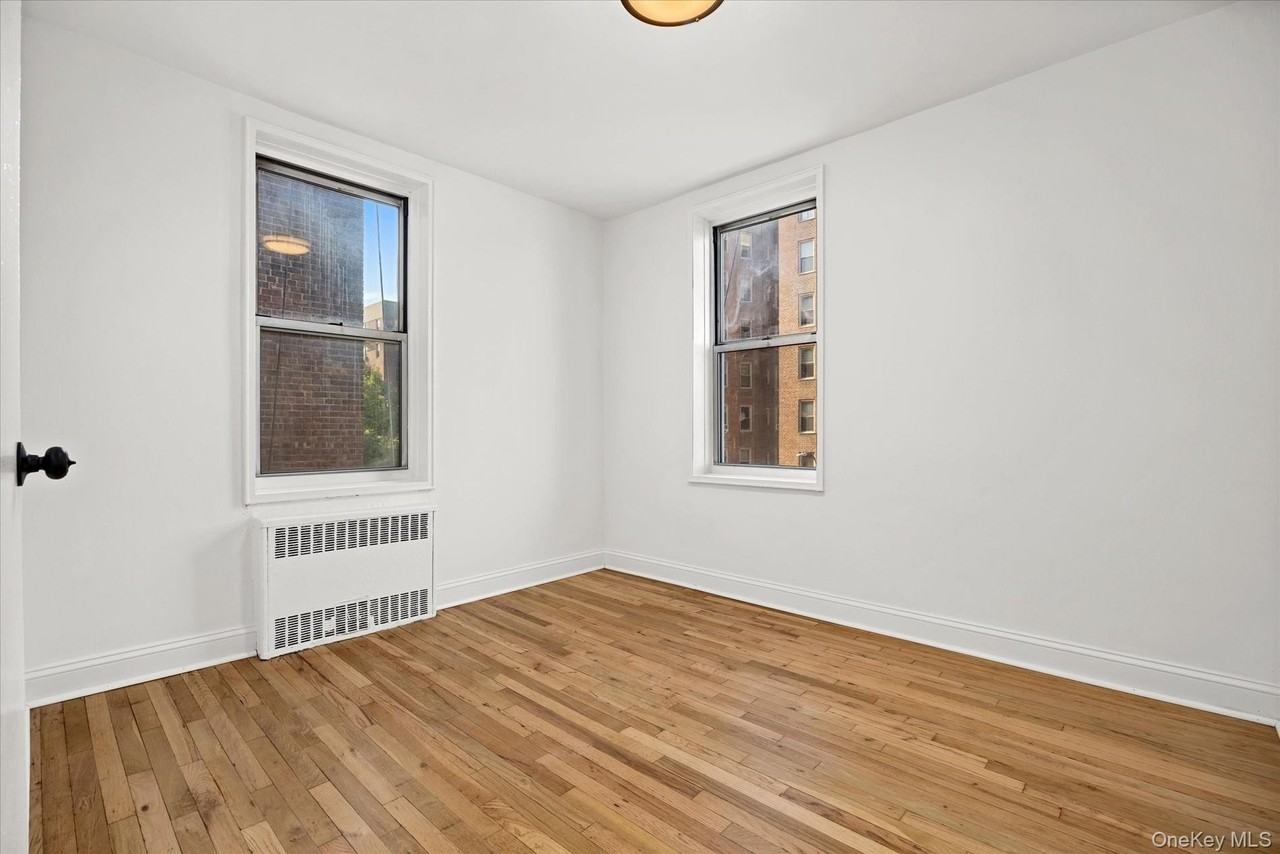 6730 Clyde St #3B - Photo 5 of 16