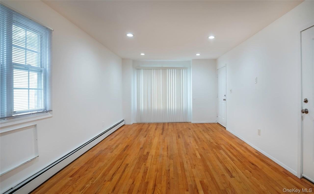 6807 50th Ave - Photo 4 of 20