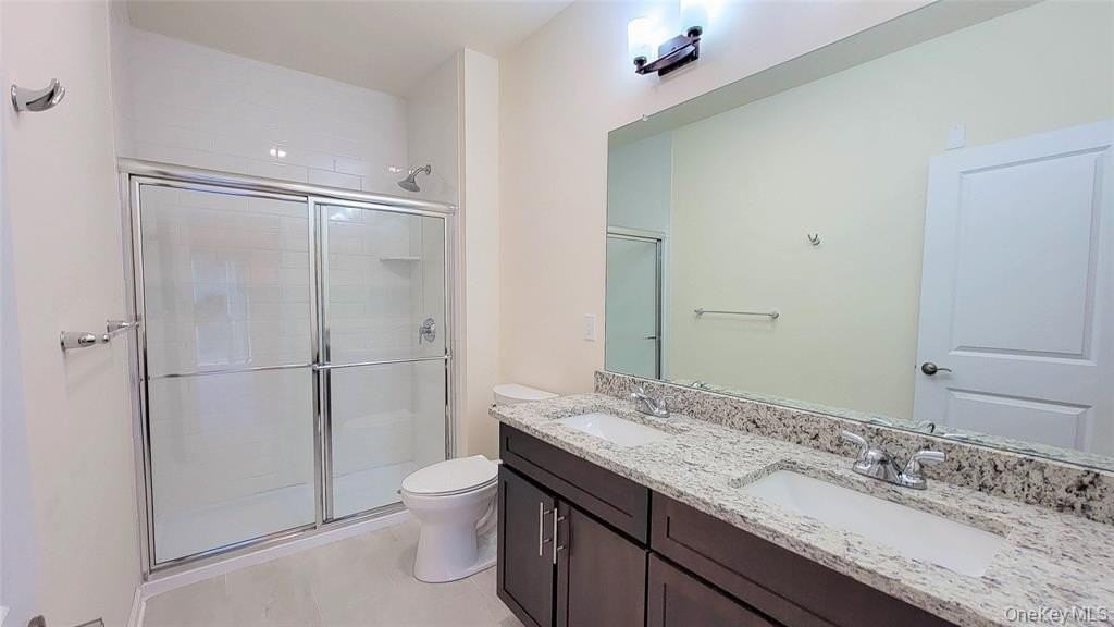 260 W Main St #6 - Photo 4 of 20