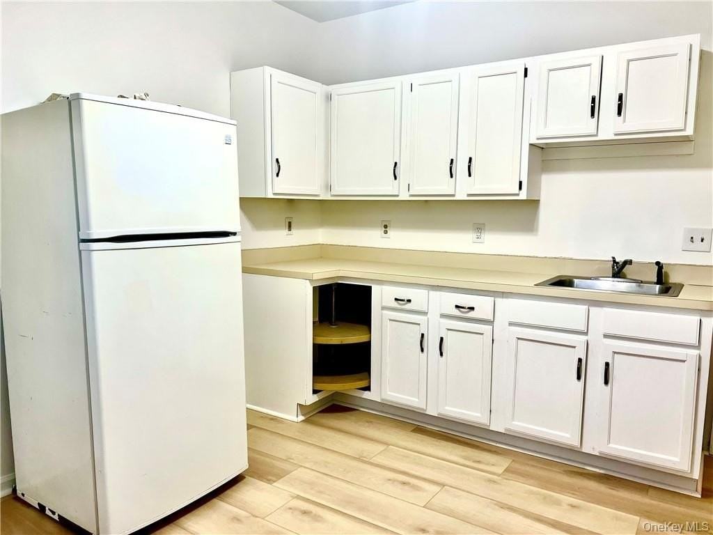 9 Hornbeck Ave - Photo 3 of 30