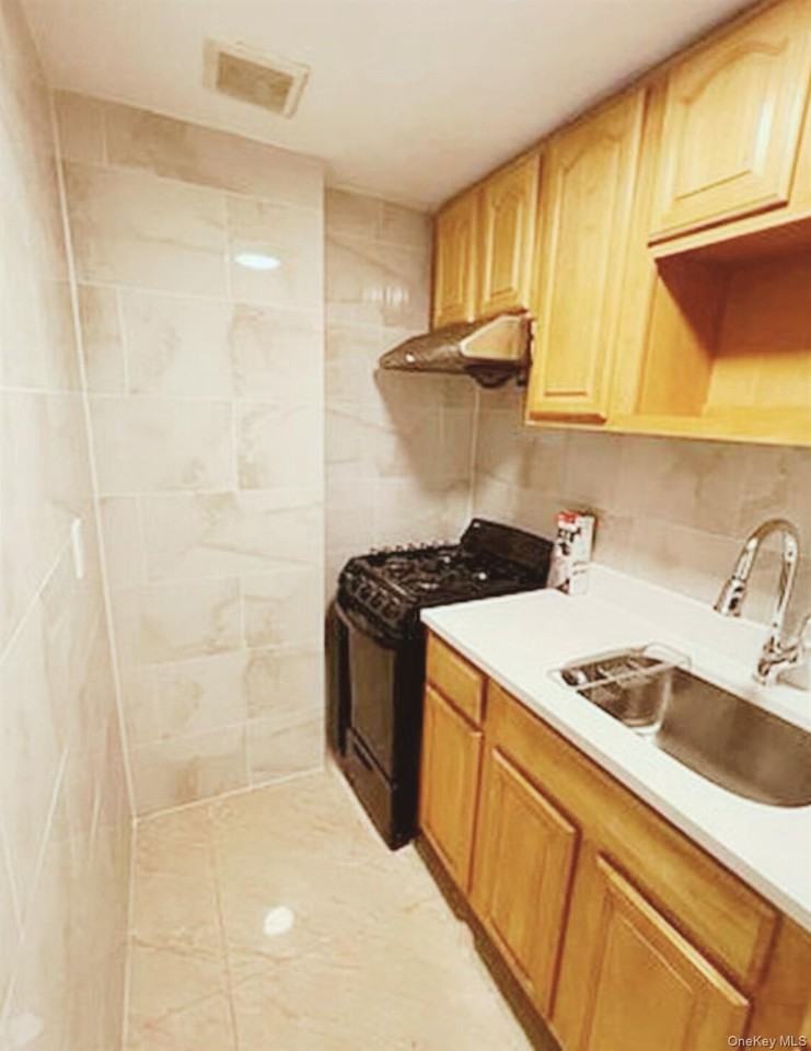 6422 Wetherole St #1stFL - Photo 7 of 8