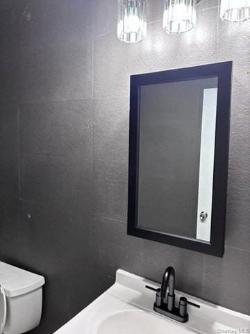 387 E 152nd St #2ndFL - Photo 5 of 9
