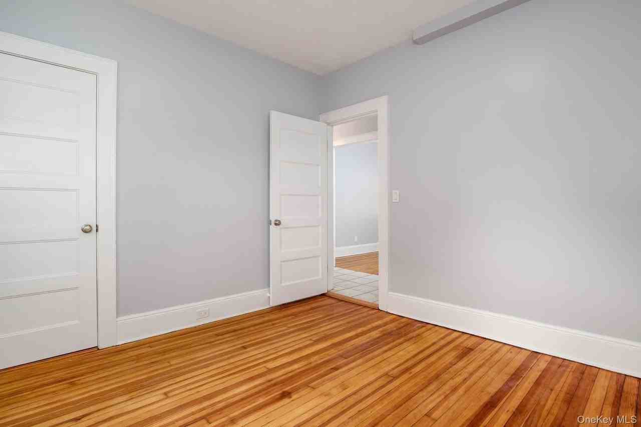 5 Fostoria St - Photo 7 of 12