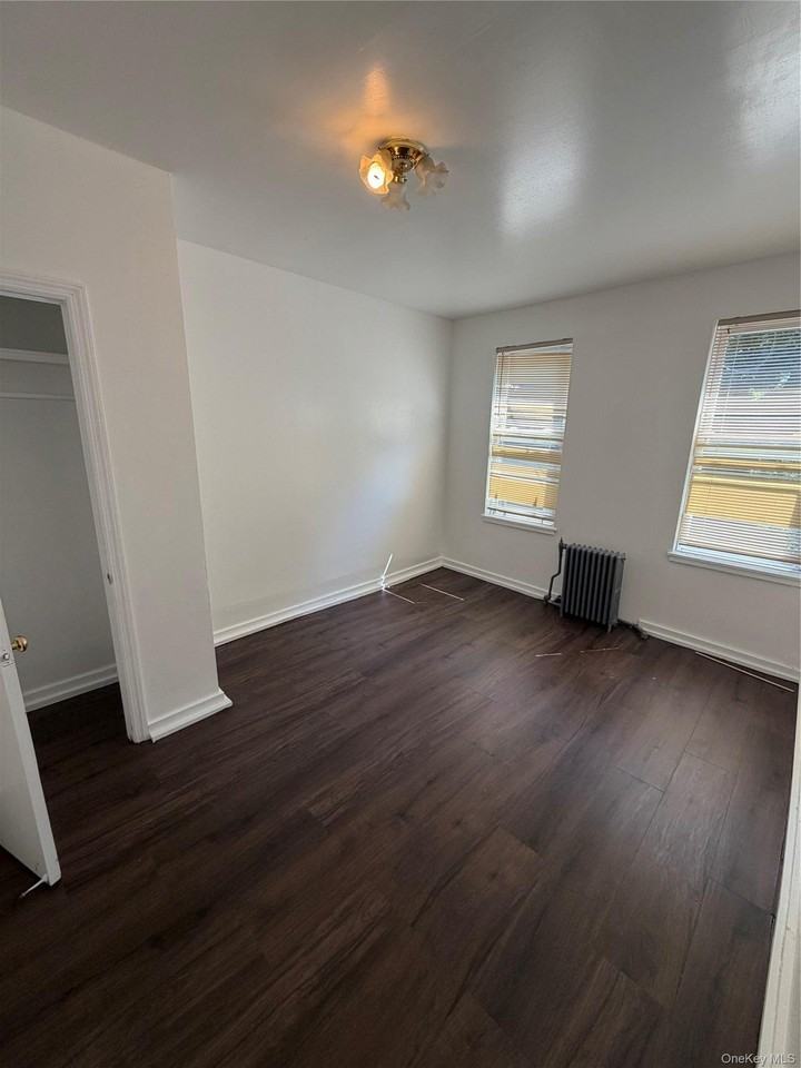 513 Chestnut St - Photo 2 of 10