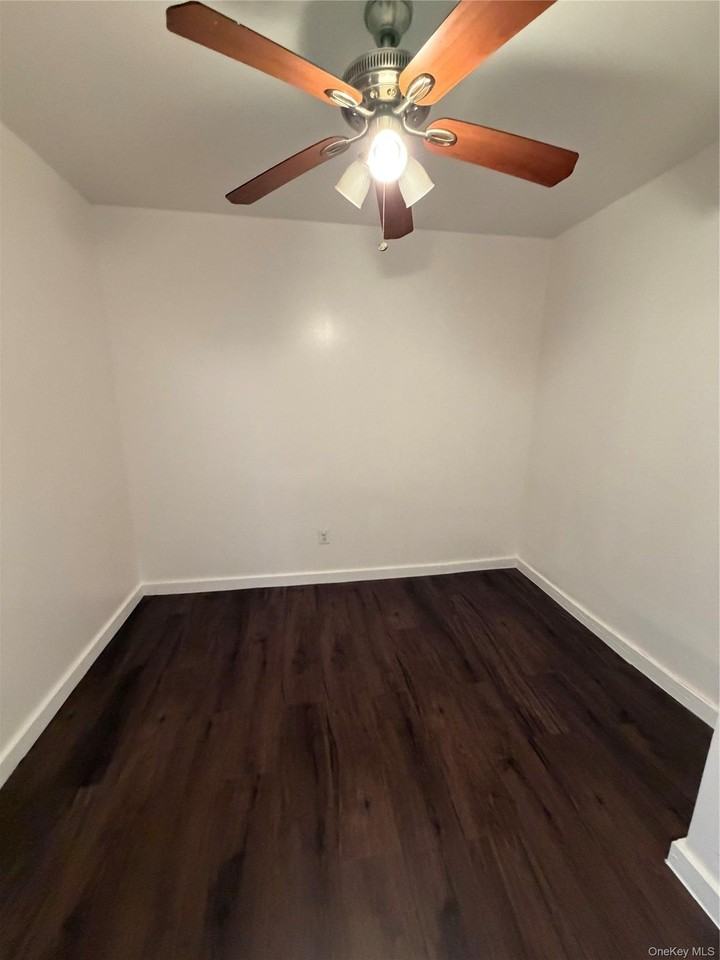 513 Chestnut St - Photo 6 of 10