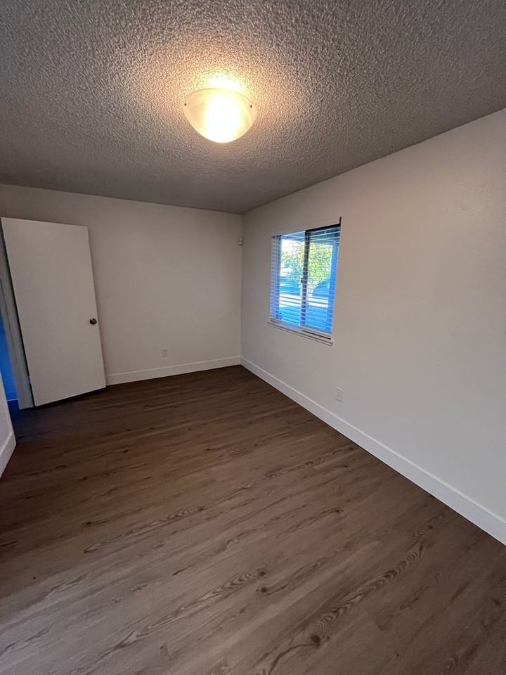 6236 Green Eyes Way - Photo 3 of 17
