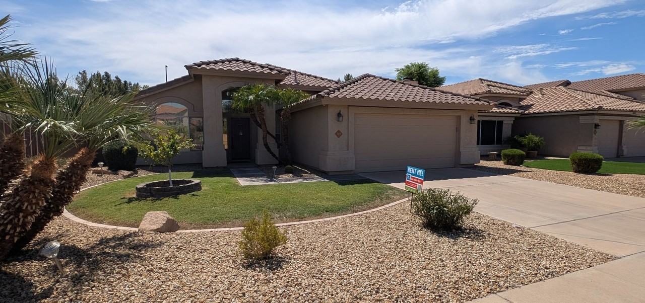 929 N Quail Ln - Photo 2 of 40