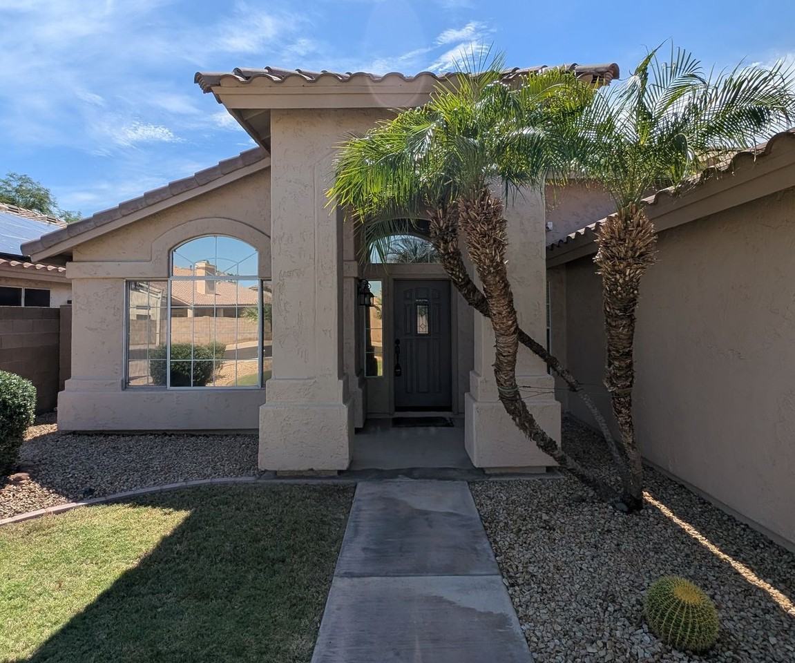 929 N Quail Ln - Photo 4 of 40
