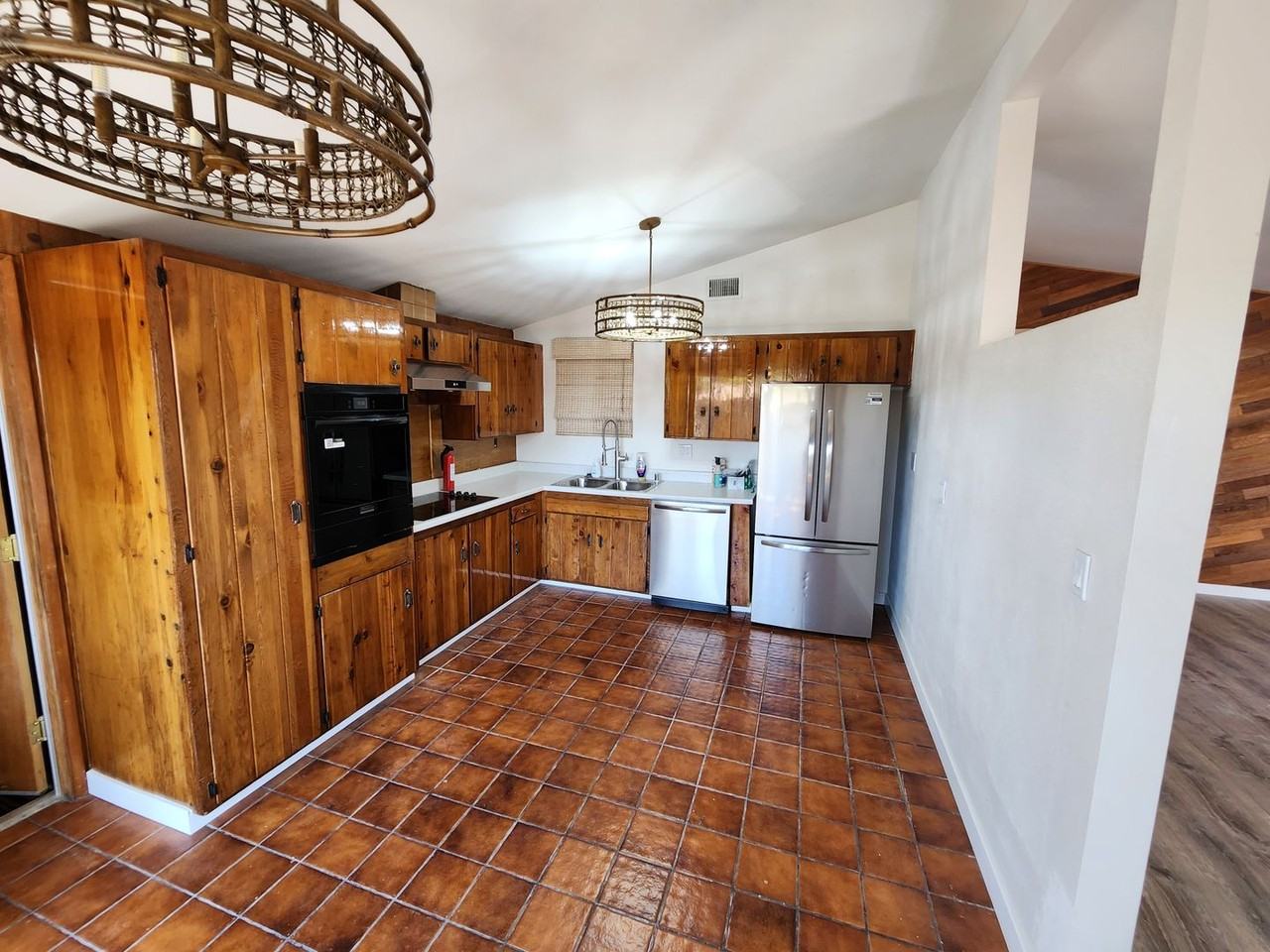 2931 Mobley St - Photo 4 of 12