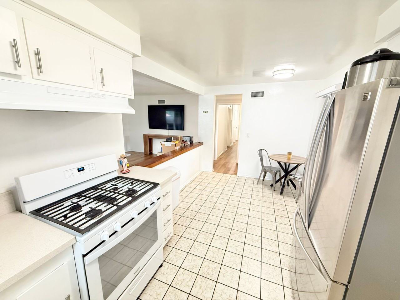 Student Housing Near CSUF | Private & Shared Rooms Available - Photo 3 of 14