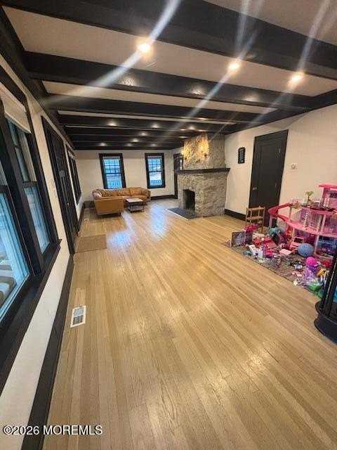 682 Woodgate Ave - Photo 2 of 11