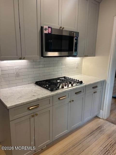 682 Woodgate Ave - Photo 5 of 11