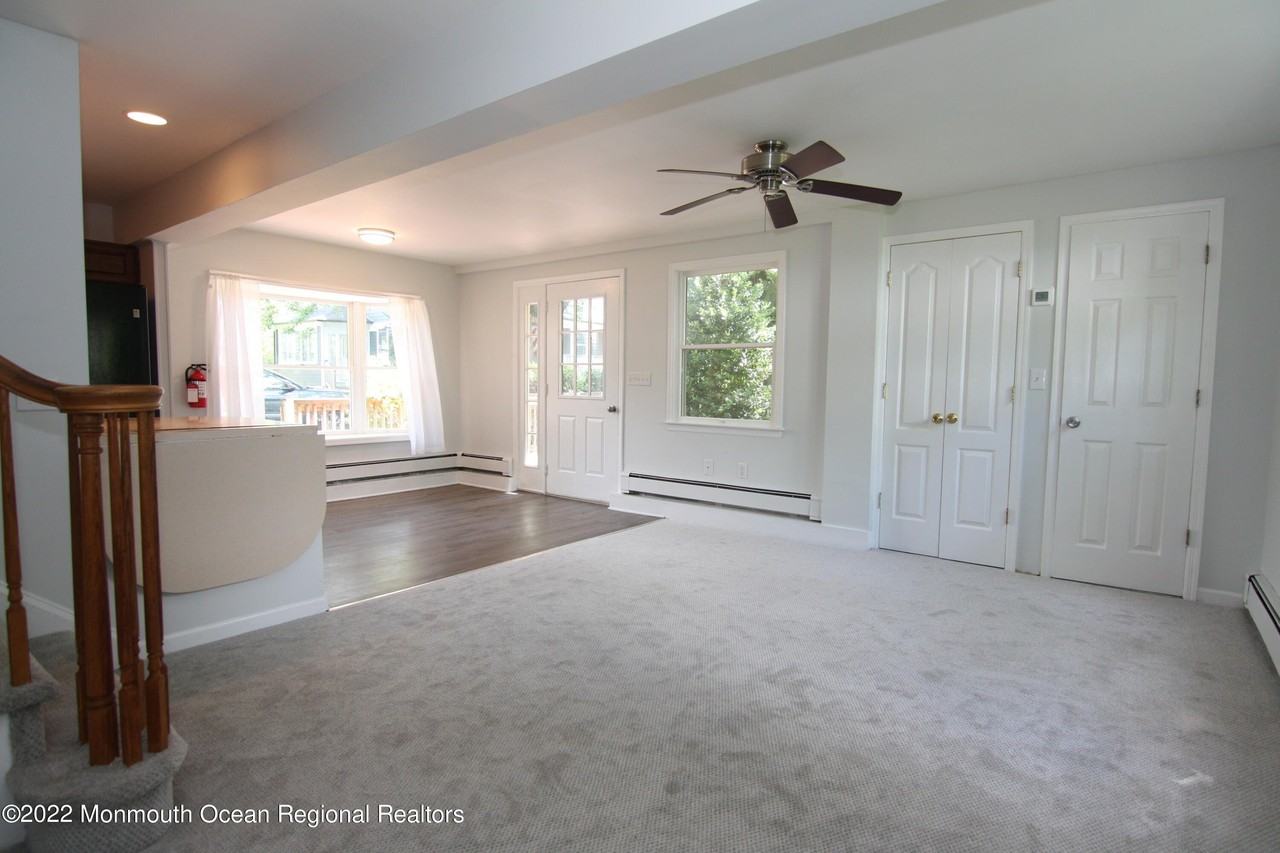 1517 E Lincoln Ave #17 - Photo 6 of 16
