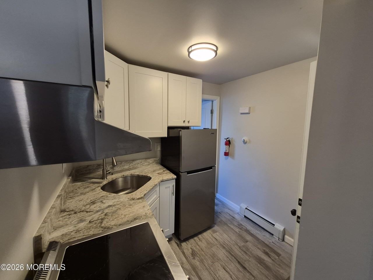 1022 Sewall Ave #2 - Photo 6 of 18
