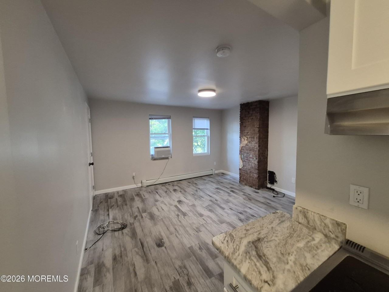 1022 Sewall Ave #2 - Photo 7 of 18