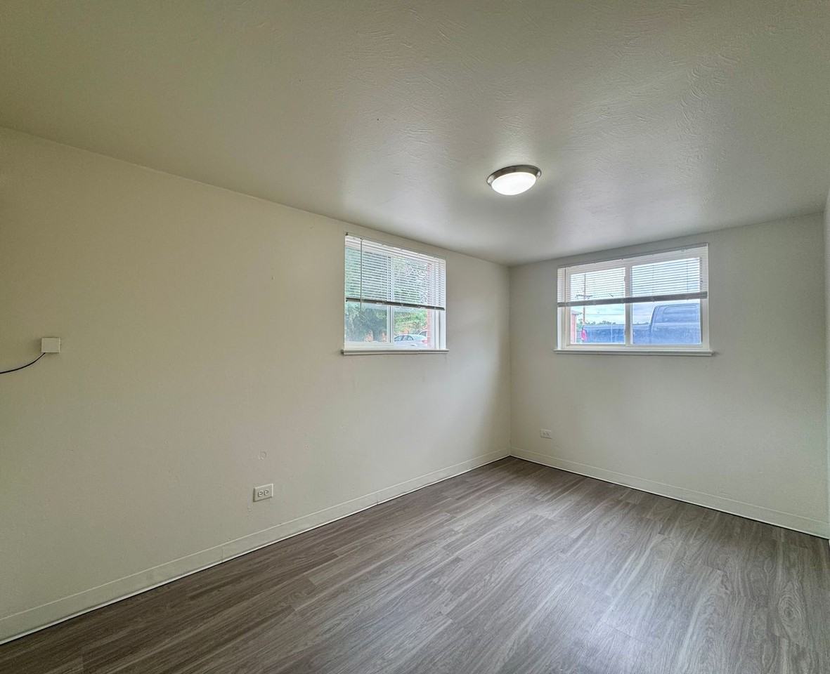 5365 W 3rd Pl #2 - Photo 4 of 10