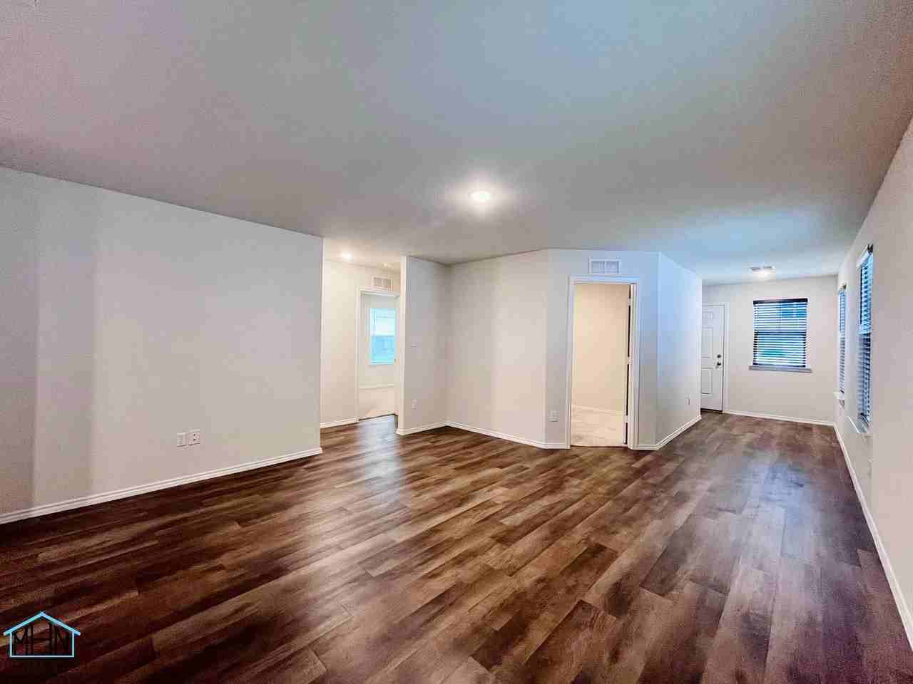 6318 Sycamore Run - Photo 5 of 23