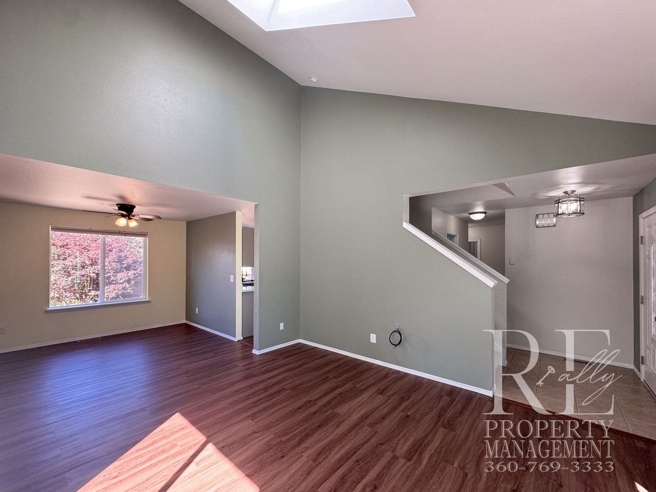 2994 Ne Loyola St - Photo 5 of 29