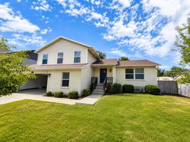featured image of 1564 E Hidden Valley Dr