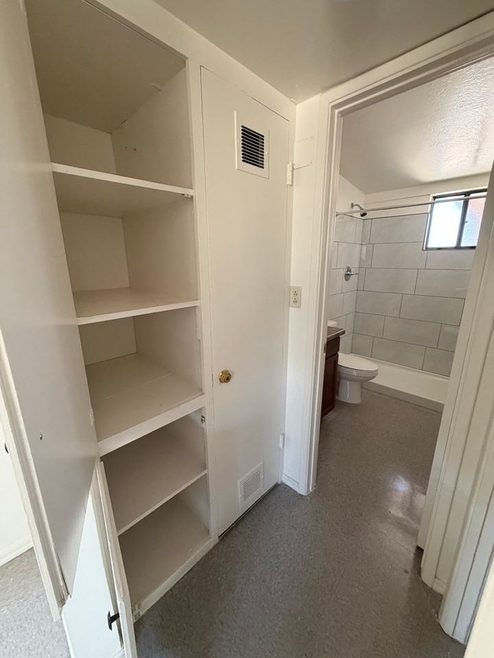 Towner Apartments - Photo 4 of 10