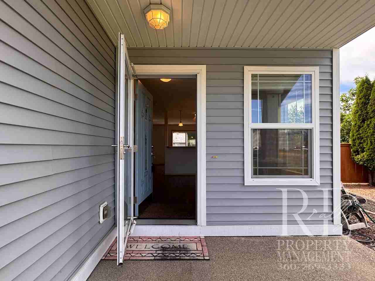 4376 Wigeon Ave Sw - Photo 4 of 29