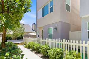 featured image of 10910 Portsmouth St