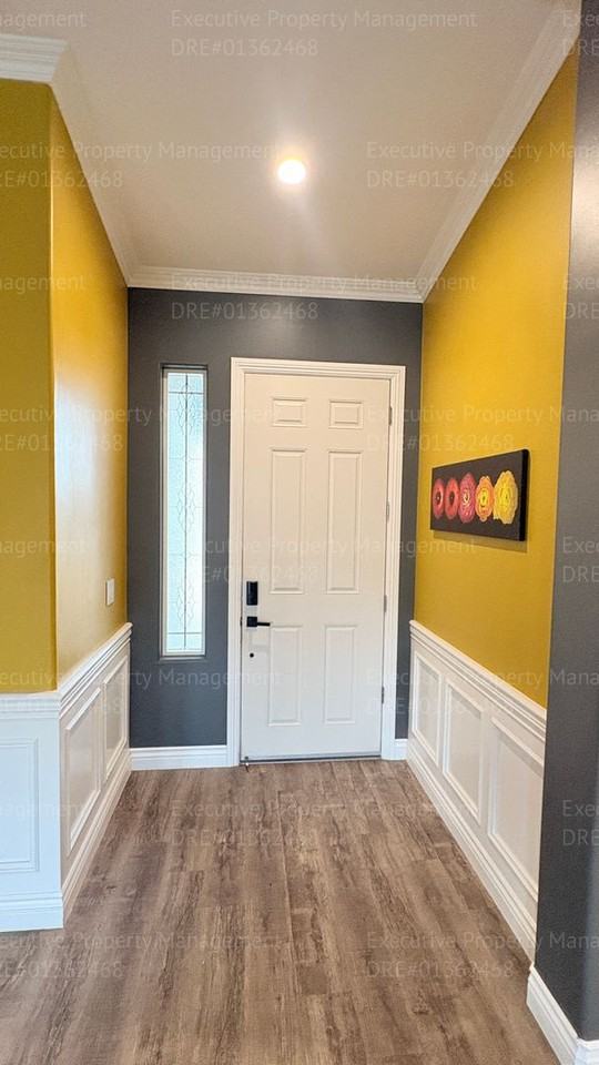 8905 Cadbury Dr - Photo 6 of 50