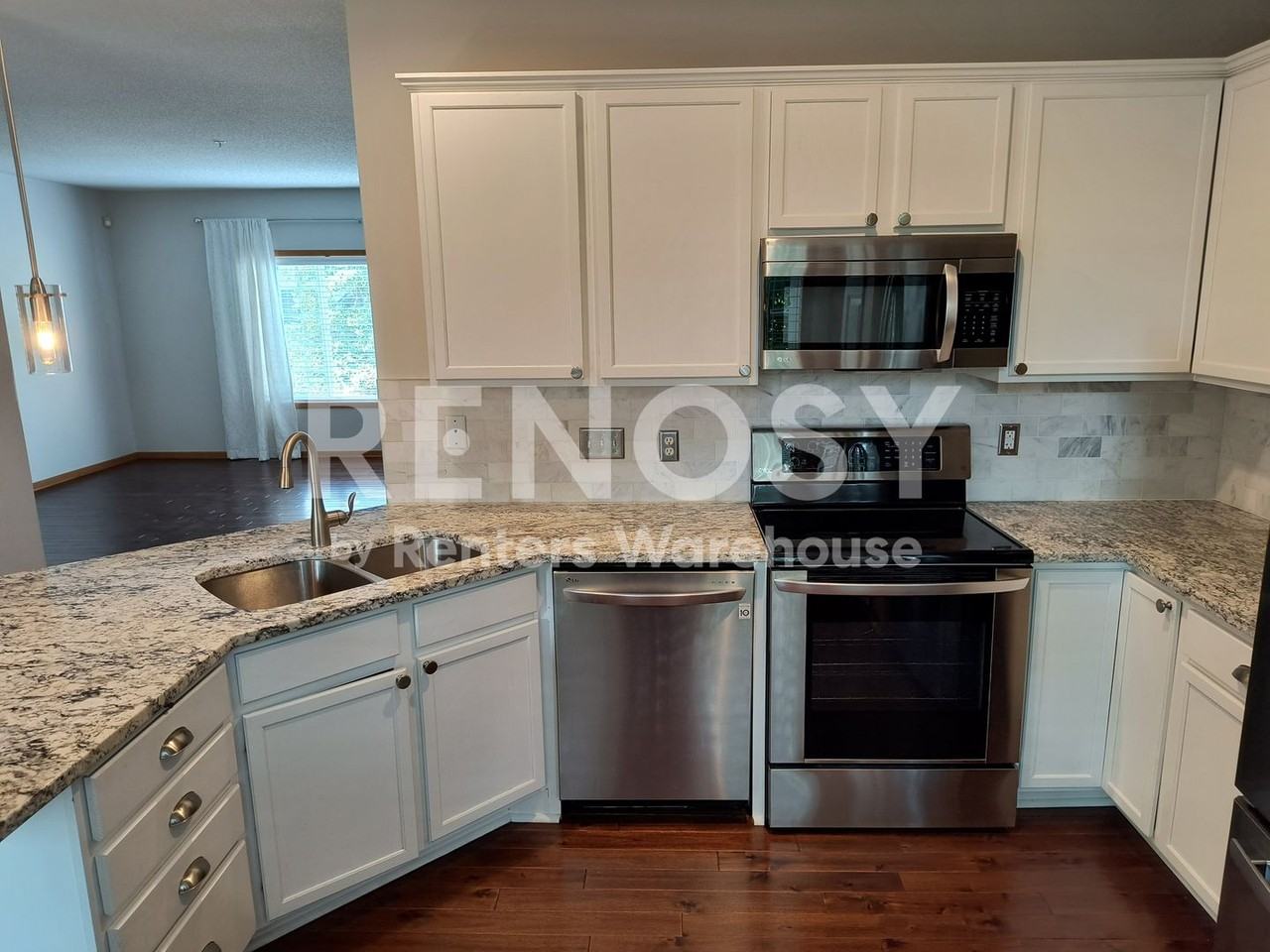 787 Fairfield Cir - Photo 2 of 35