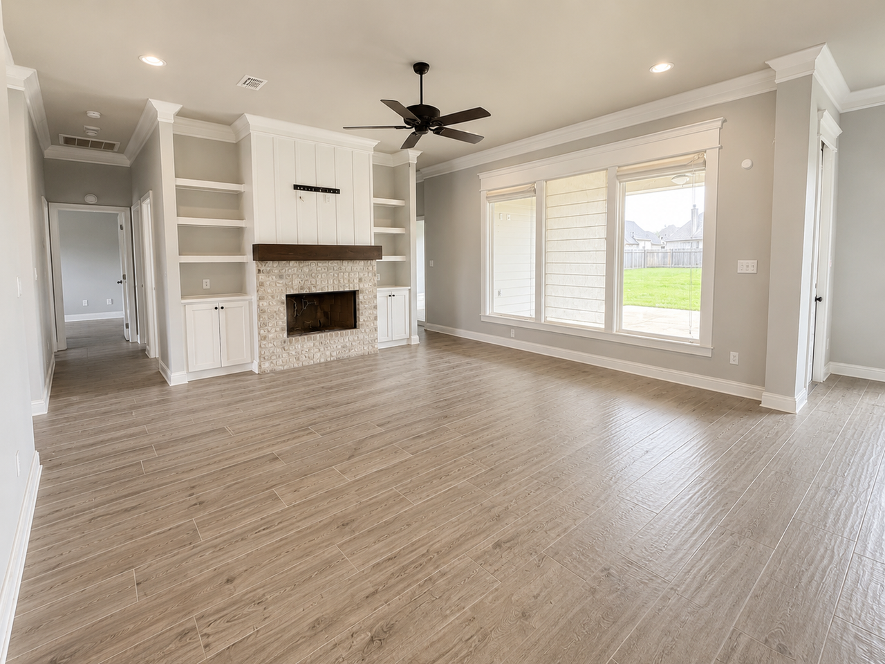 904 Chisolm Trl - Photo 2 of 16