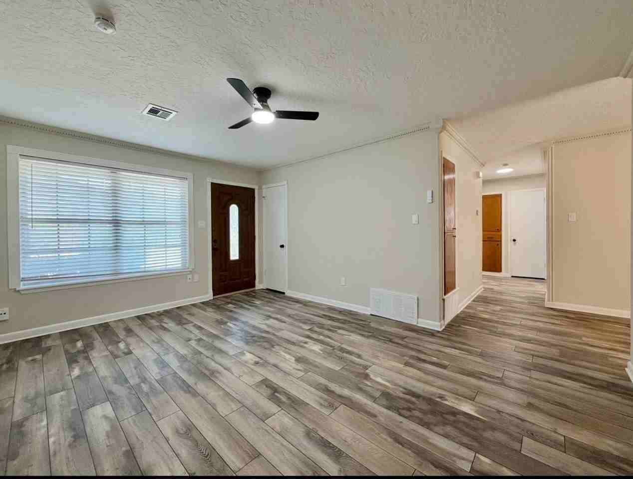 2712 Nw Hilltop Dr - Photo 5 of 29