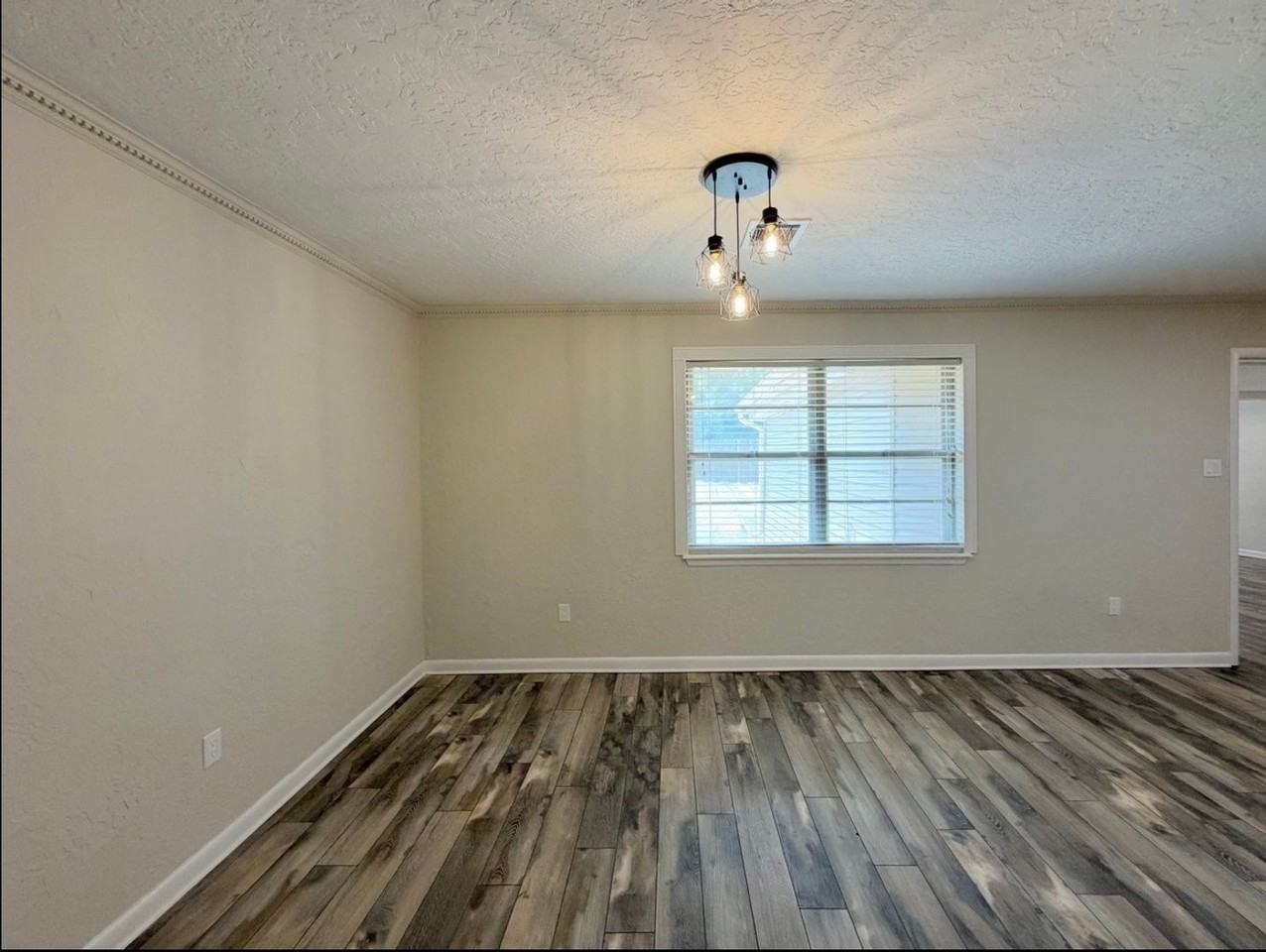 2712 Nw Hilltop Dr - Photo 6 of 29