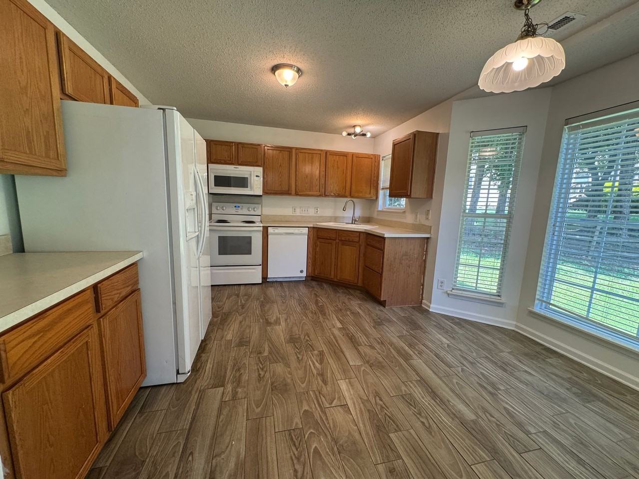 4412 David Cox Rd - Photo 5 of 21