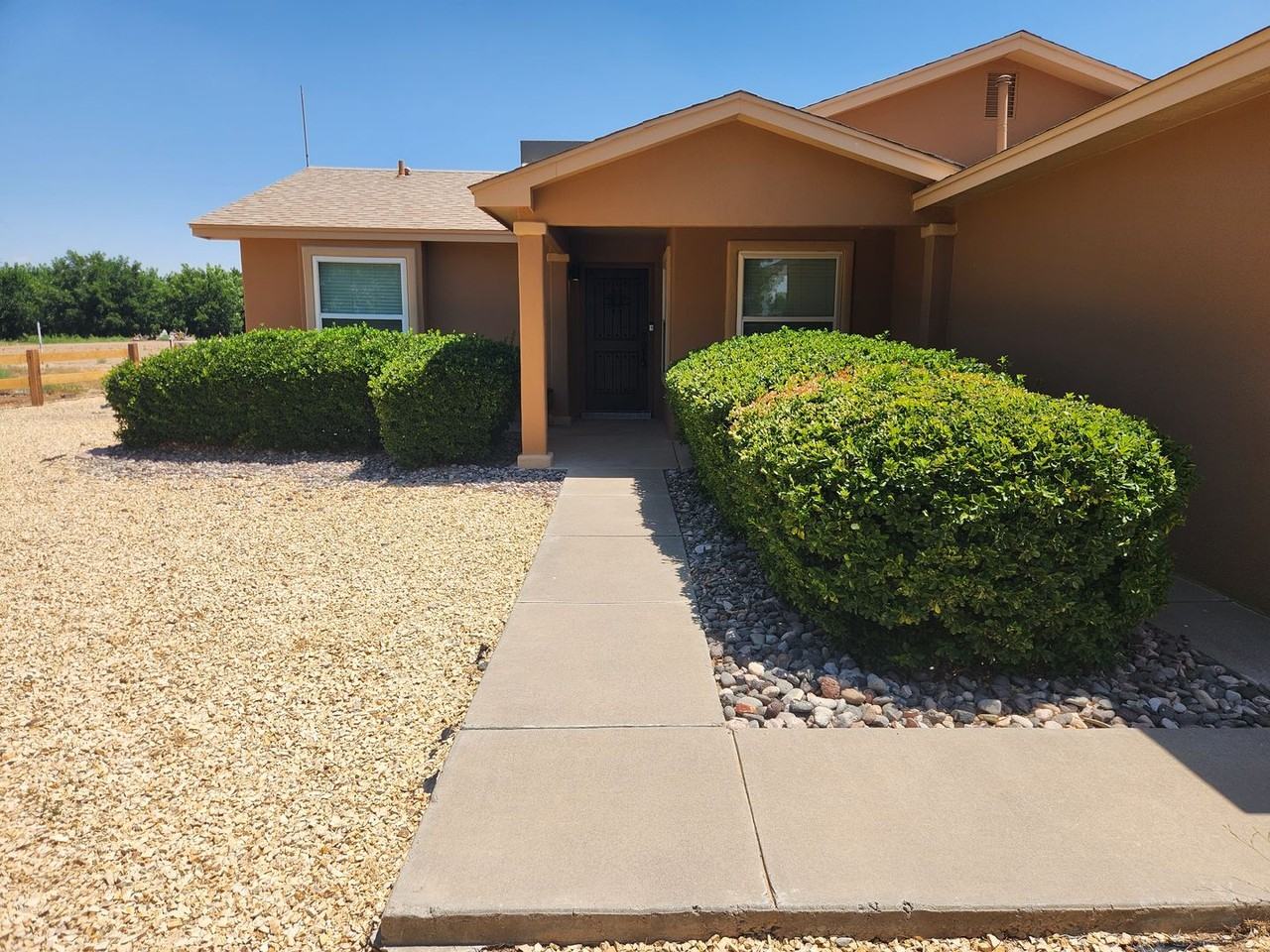 1535 Vajillo Ln - Photo 2 of 46
