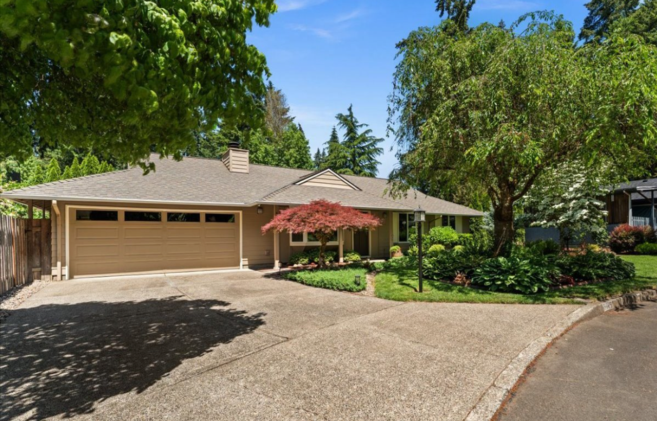 5329 Charleton Ct - Photo 4 of 39