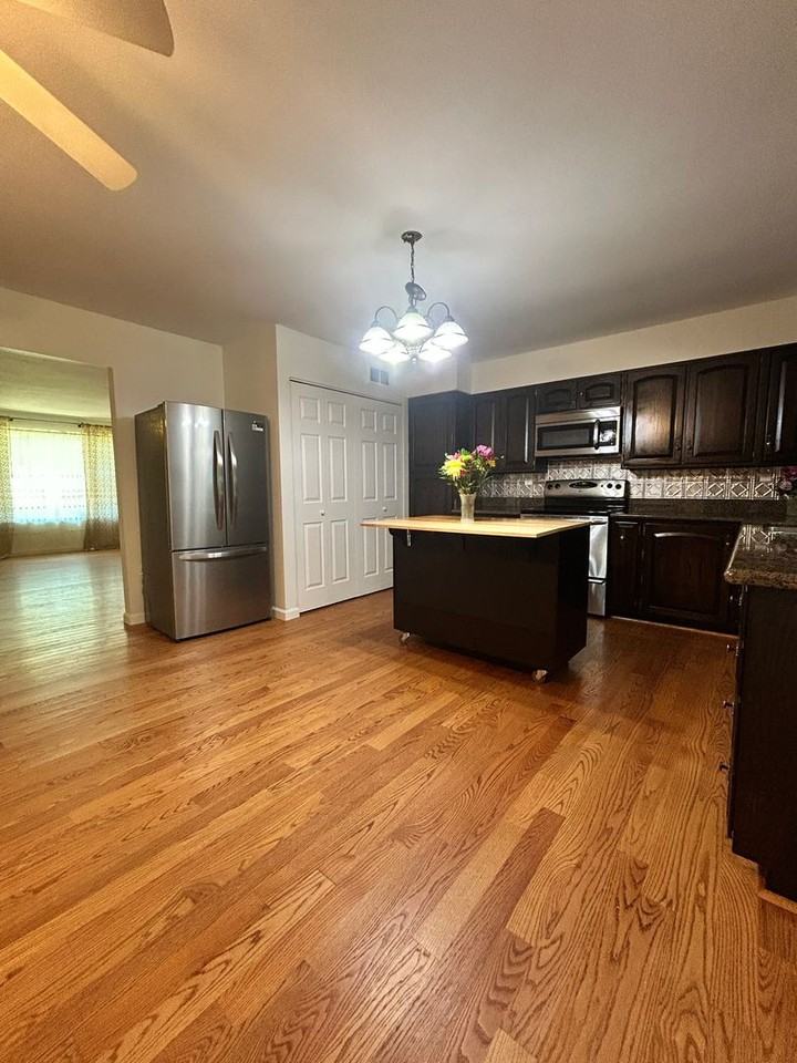 5916 Wells Rd - Photo 6 of 24