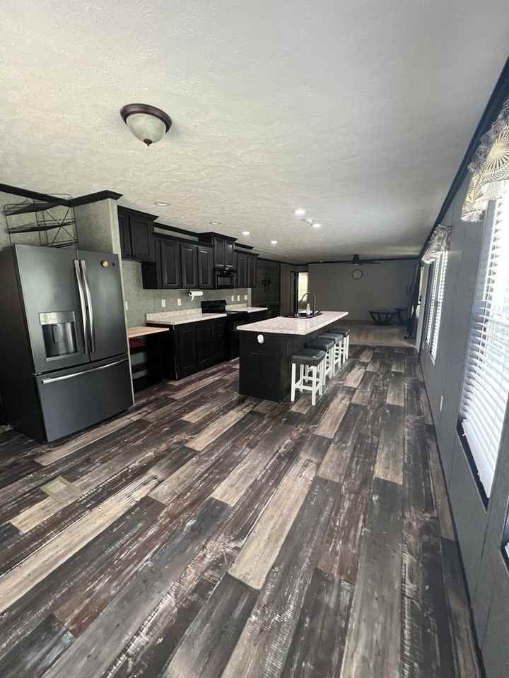 19310 Gourdon Ln - Photo 6 of 21