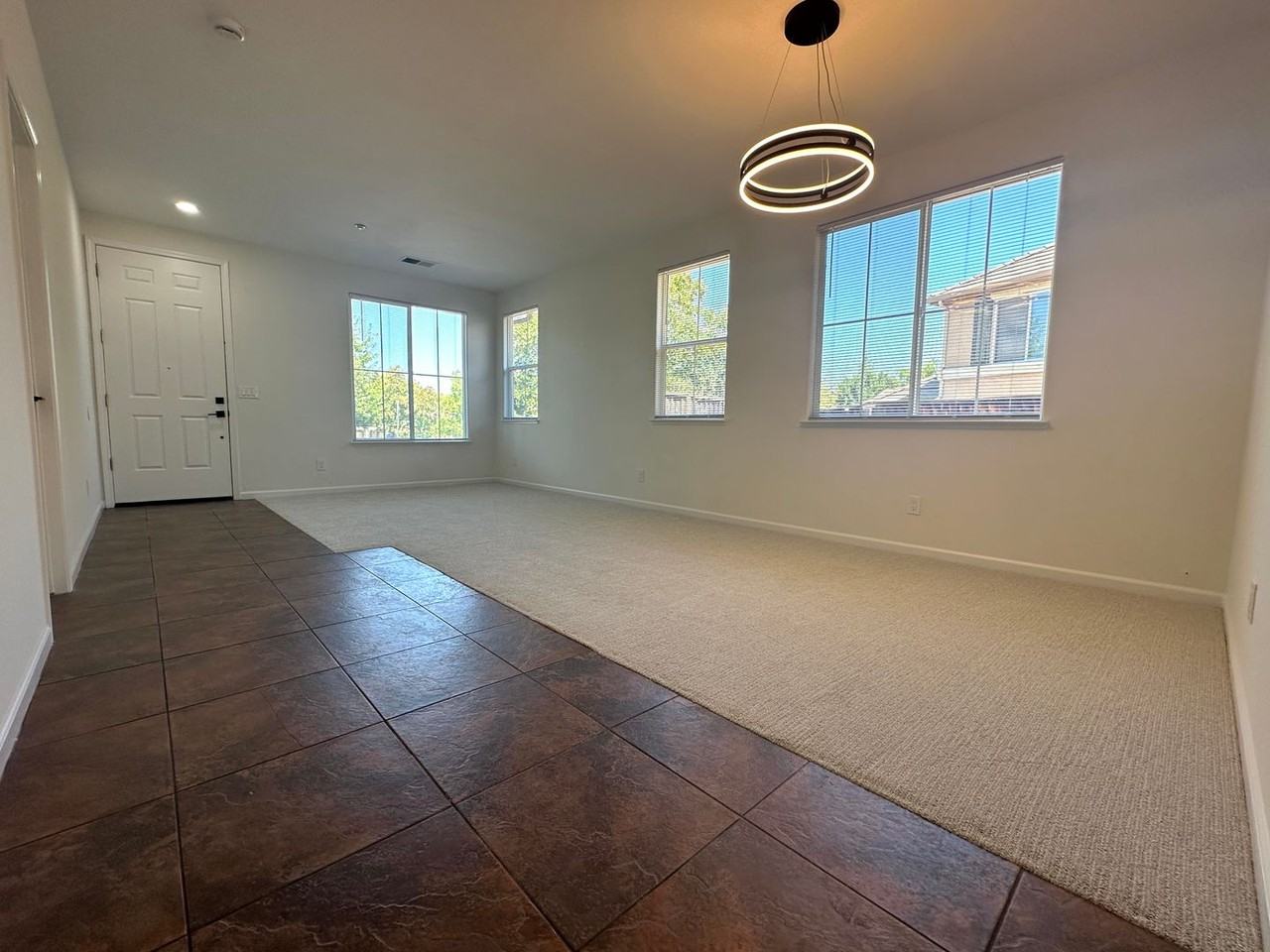 2608 St Andrews Dr - Photo 3 of 36