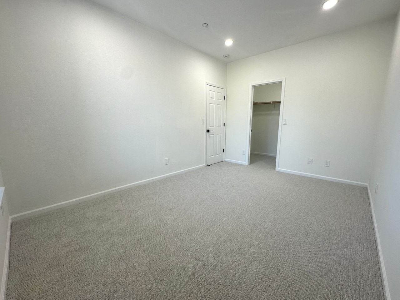 2608 St Andrews Dr - Photo 7 of 36