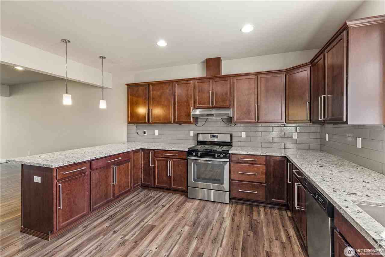 16611 48th Ave W #F1 - Photo 7 of 20