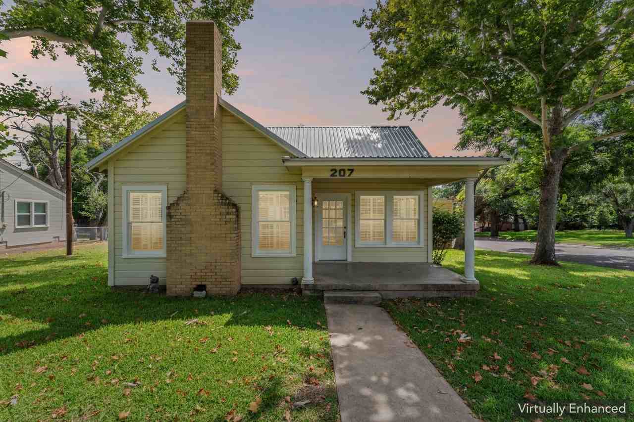 207 S Porter St - Photo 7 of 37